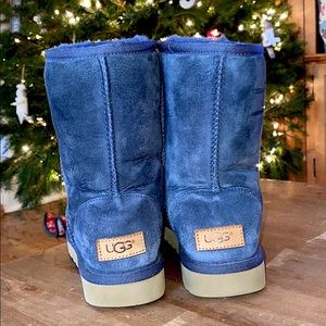 UGG Classic Short ll Boot